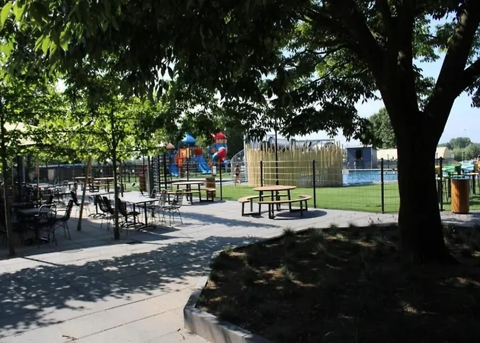 Chalet Woodlonge Tinyhouse Lathum