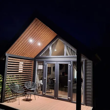 Woodlonge Tinyhouse Chalet *